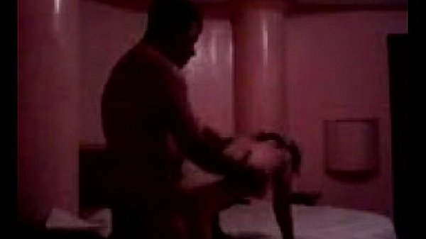 Vagabunda de s&atilde;o sim&atilde;o liberando a xota para policial