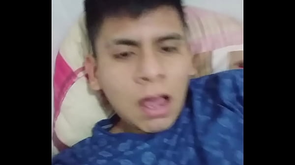 Mi novia me saca la leche con su boca