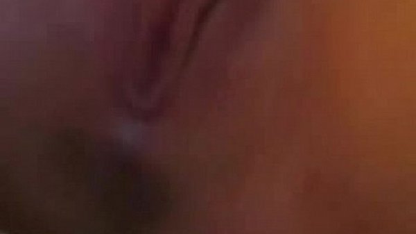 Le comen la rajita a la madrile&ntilde;a