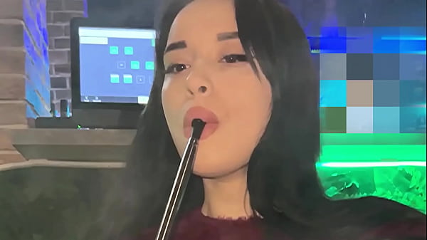 Quick homemade sex after a walk with a hookah - Karolina Geiman