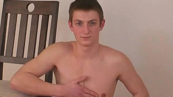Hot gay Will gets bare and shows off his stellar bod! He pulls out