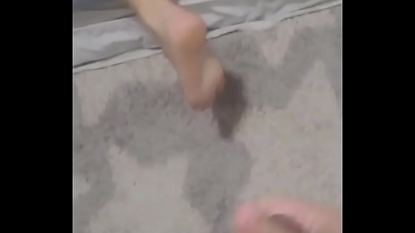 CASAL SEXO CASEIRO! ESPOSA FAZENDO UM STRIPTEASE, SEXO AMADOR!