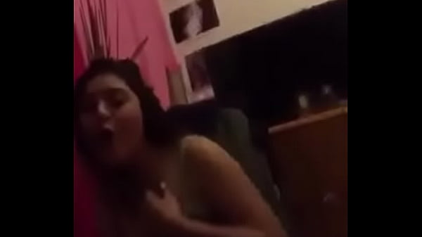 Ni&ntilde;a caliente