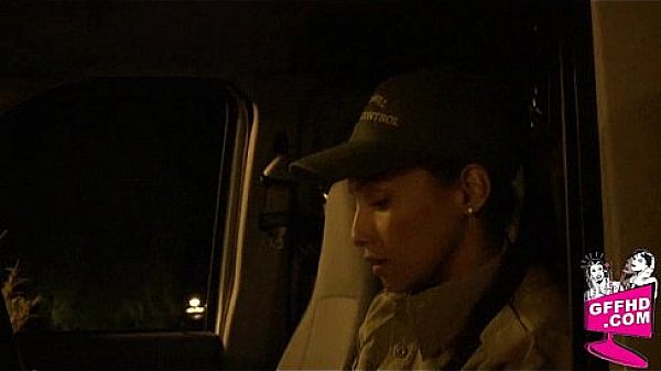 Girls enjoying girls 0232  