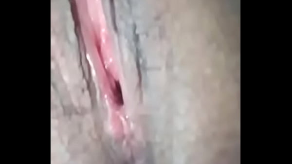 Anayda es una perra caliente .. le gusta que le rompan en culo