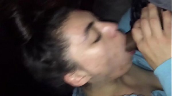 GgCashtro get ate by single mom