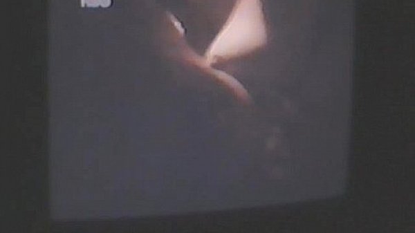 Nataly Tavares en trio Roommates hbo