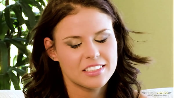 Massage seduction turns on Taylor Russo to the point of begging for his deep thrusts