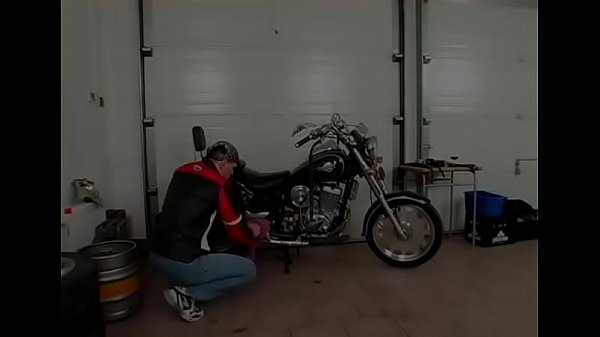 Racy babe Gina Killmer is licking dangler