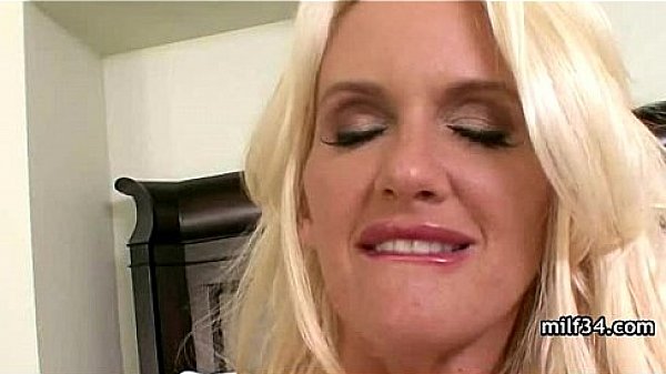 Wet horny MILF gets a morning doggy fuck