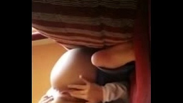 Lovely Girl plays on mobile cam - camg8