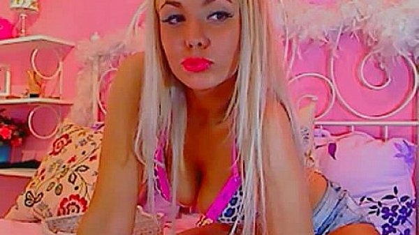 sexy blonde dildoing her sweet pussy(1).flv