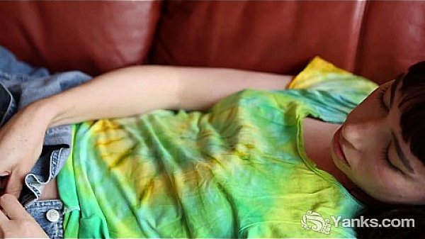 Sexy Patricia Fingering Her Cunt