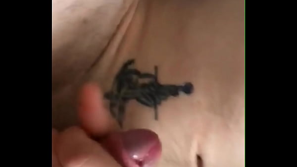 Tatuado sendo fudido pelo alem&atilde;o dotado