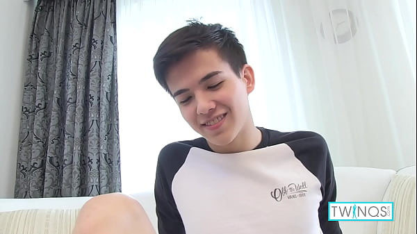 Horny Boy, Xander H, spreads and fingers his sweet shaved butt while jerking his big bald twinky meat, pleasuring himself until he cums all over his belly! Full Videos & More only at TwinQs.com 