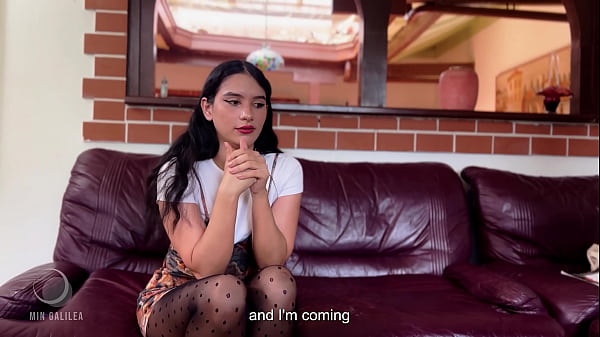 Min Galilea es enga&ntilde;ada por la gerente de un casting de modelos y termina follanso rico - Christy evans  