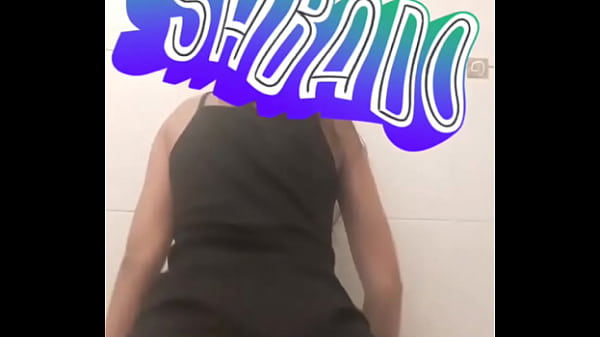 Bucetuda dan&ccedil;ando  