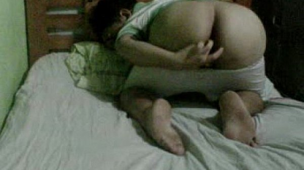 Metiendome el dedito" soy de caracas mi numero 04169173042 ❤