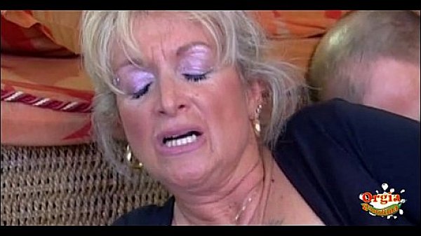 Troia matura scopa come una Teenager