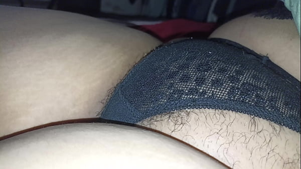 Video del camel toe de mi novia tomando siesta 