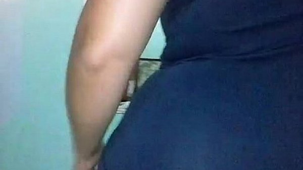 Ksal Po&aacute; sentando gostoso