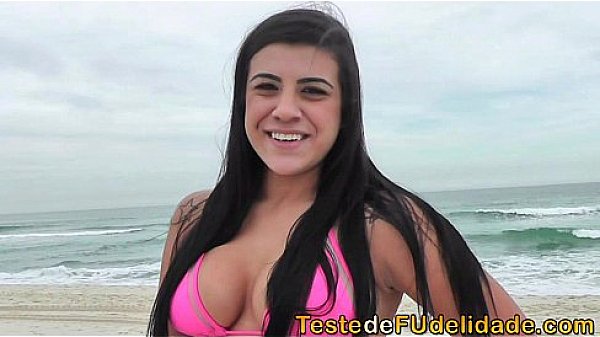 Rolou um boquete depois da praia