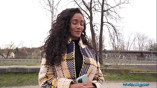 This big boobs big booty Brazilian I met was not shy! - Public Agent