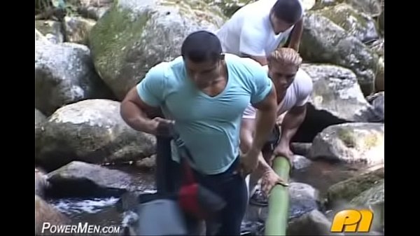 The tropical body of a Latino bodybuilder