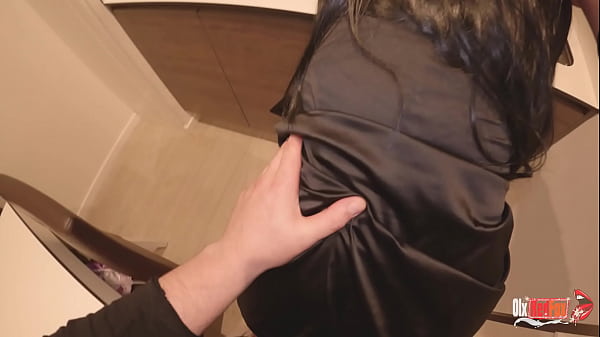 Мачеху отшпилили в ее задницу и киску