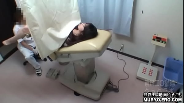 関西某産婦人科に仕掛けられていた隠しカメラ映像が流出　21歳美乳女子大生3　内診台