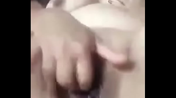 Philippines MILF wants to fuck her pussy jerks off 