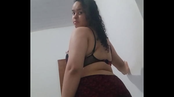 SAFADA GOSTOSA QUERENDO ROLA  