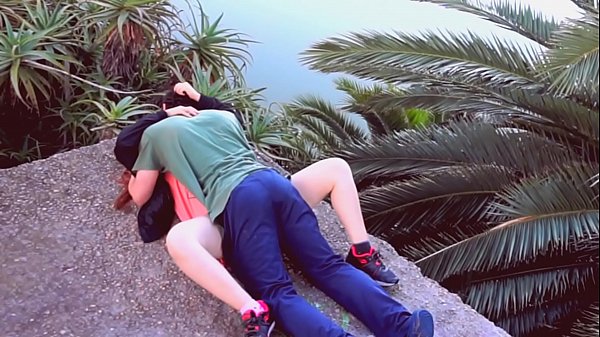 Haciendo el amor en el para&iacute;so  