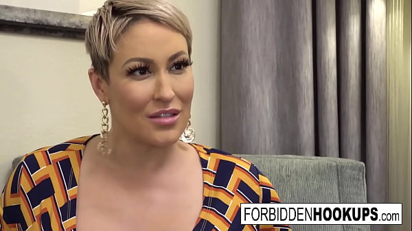 Hot mom fucks a sexy teen