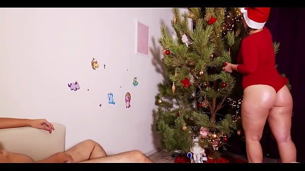 XMAS Sex and Deepthroat with Huge Cock  