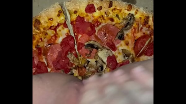 PIZZA FEMALE MASTURBATION -CUM ON FOOD-KINKY FETISH ARAB PORN-TEEN PUSSY-SAUDI-ARABIAN SNOWWHITE-BEST AMATEUR IN LOS ANGELES-WANTS BBC-UNITED STATES OF AMERICA 2025  