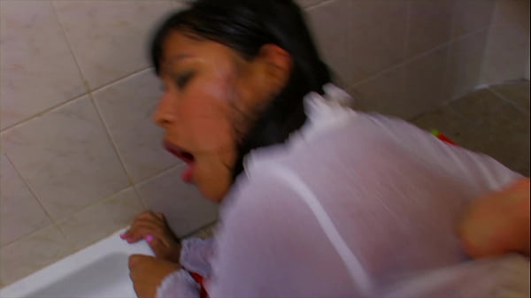 Wet HOT Chubby Thai Nikita Sweet ravished at the BATH