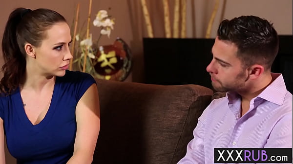 Amazing babe sucking dick before sex