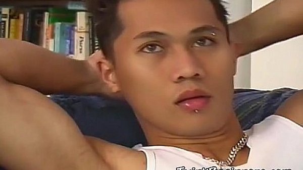 Sexy Asian twink loves jerking off 