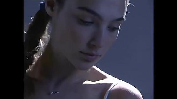 Gal gadot in bikini celebrity 