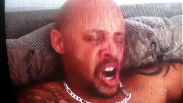 She suck on that n. dick till he cum