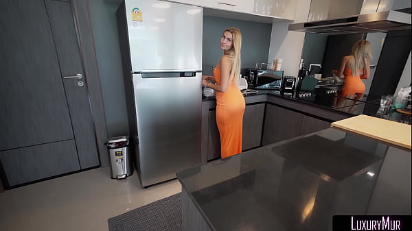 Young stepmom gives herself in the kitchen for her mistake - Cum on face - LuxuryMur