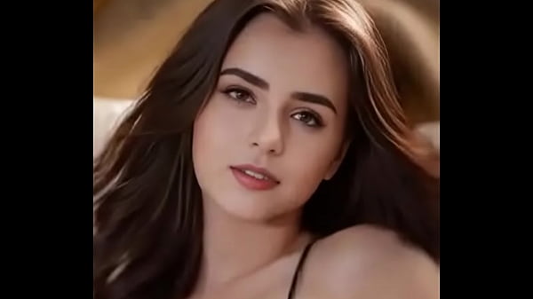 sexy figure Flora Rosalia