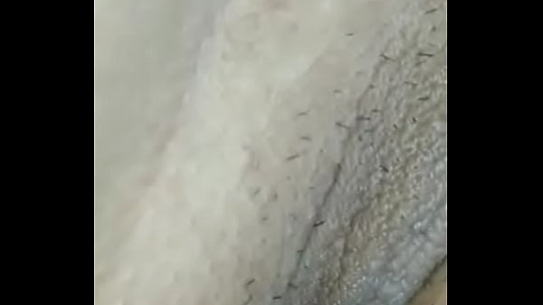 @abigomez86  est&aacute; caliente