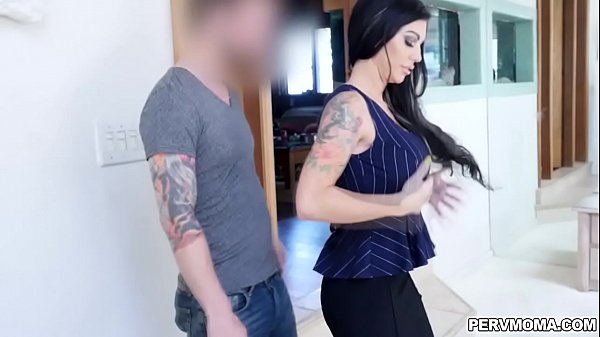 Horny mom Melissa Lynn seduces her stepsons and suck his yummy dick and gives him a titty fuck 