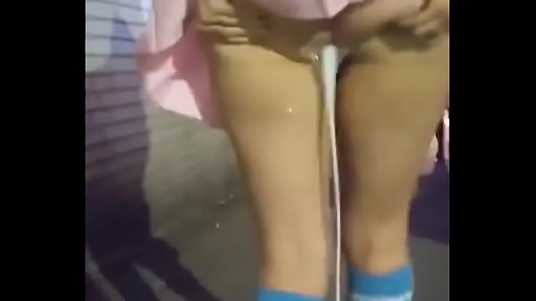 RT WorldwideFet: Squirt cream #piss #pee #toilet #pipi #peeing #pissing #squirt #Squirting