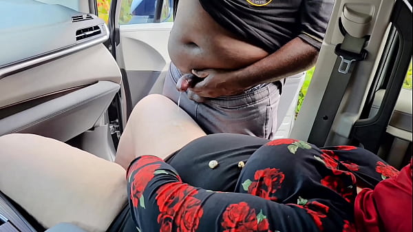 Pawg Milf let stranger eat her pussy and Jack off on her leg publicly