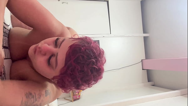 Pamela sagaz, se exibi e se sente a gostosona