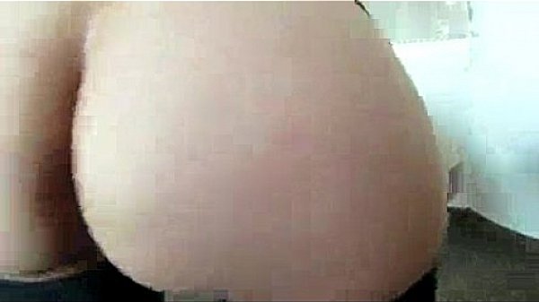 Le baila  encuerada a su marido