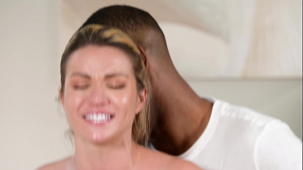 FREE Soft Scene - Cheating Housewife Cherry Kiss Gets DPd By BBC Masseuse And Hubby GP2752